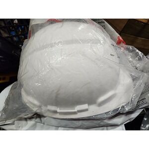 3M White Pin Lock Hard Hat Adjustable Not Vented Lightweight Type 1 Class E&G
